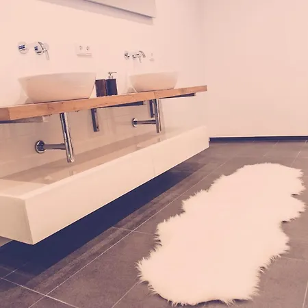 Weingut Holler Spielfeld