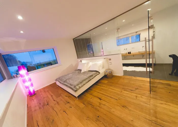 Chalet Weingut Holler *